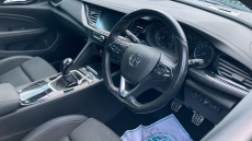 Vauxhall Insignia 1.5T SRi Vx-line Nav 5dr Petrol Hatchback